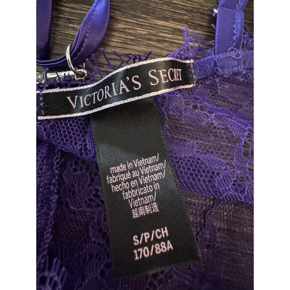 Victoria's Secret Chemise Slip Womens Small Purple Lace Satin Rhinestone Straps - Picture 5 of 12